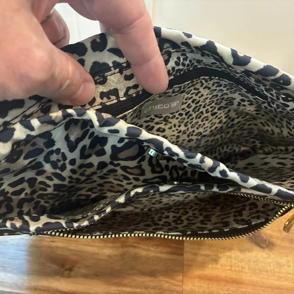Chico's Leopard Print Travel Cosmetic Makeup Organizer Drawstring Zip Bag Tote